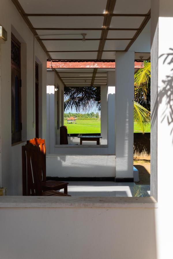 Surf & Yoga Arugam Bay Hotel Bagian luar foto