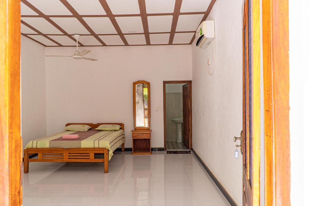 Surf & Yoga Arugam Bay Hotel Bagian luar foto