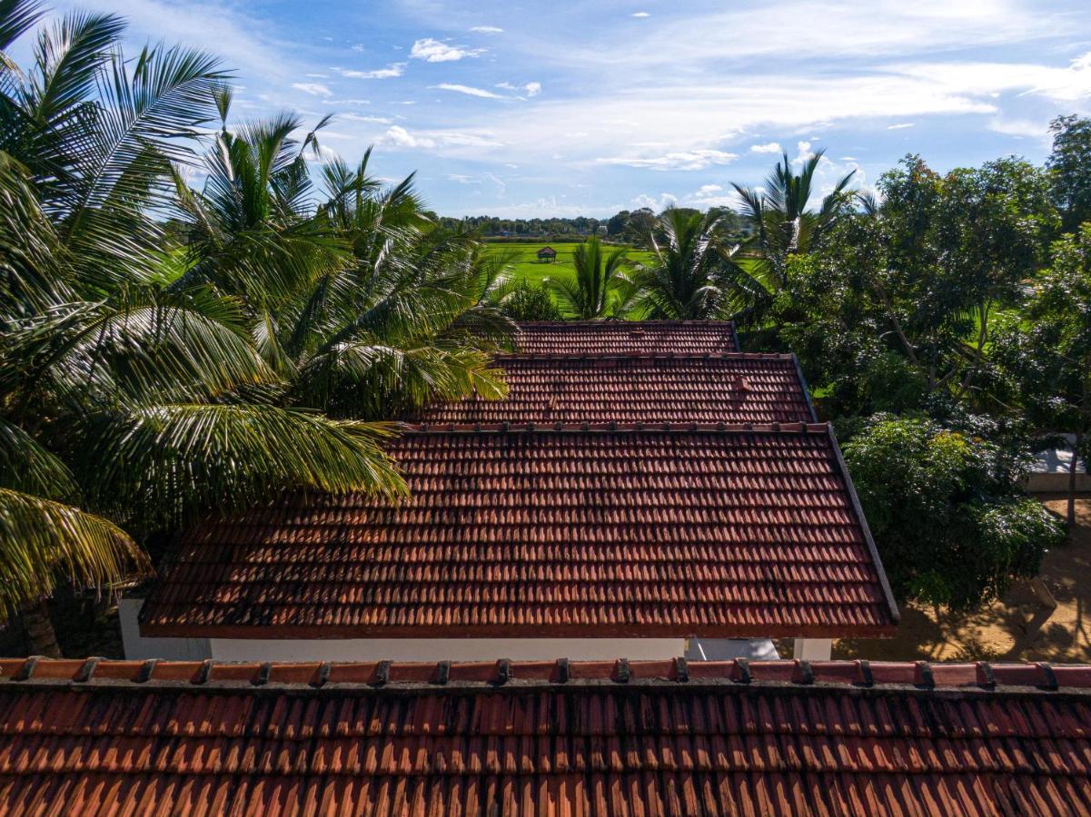 Surf & Yoga Arugam Bay Hotel Bagian luar foto