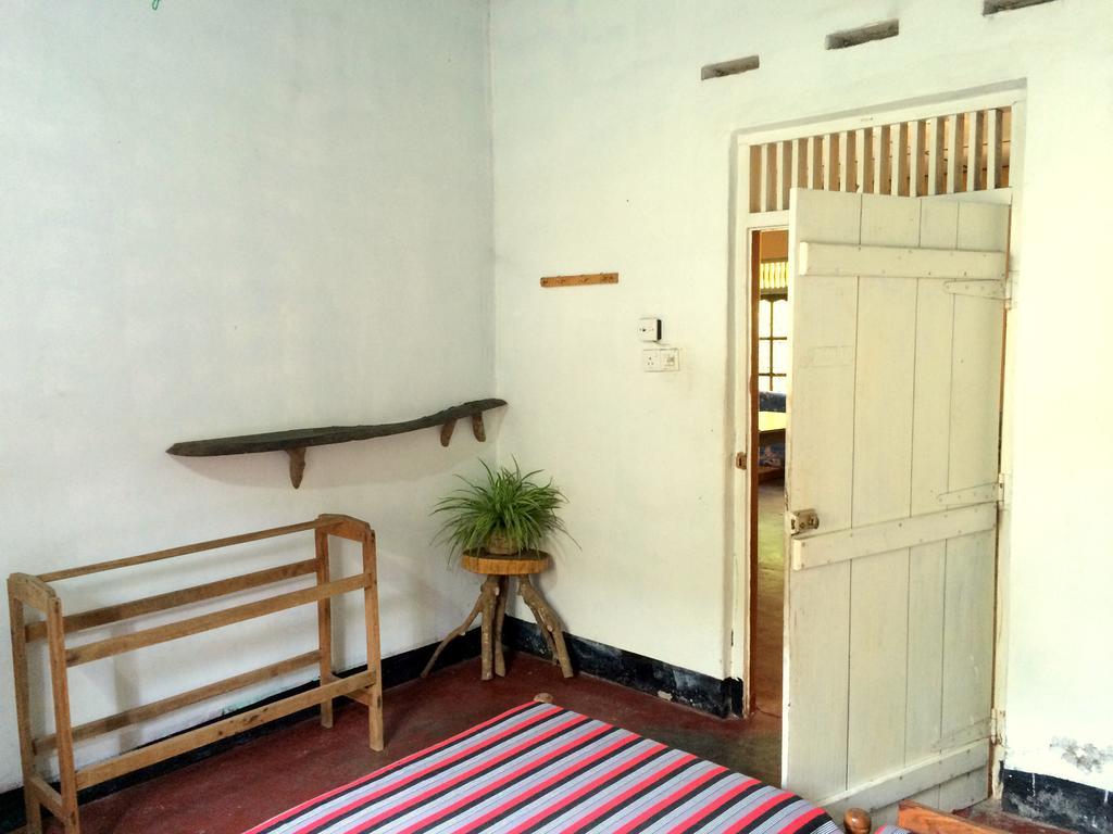 Surf & Yoga Arugam Bay Hotel Ruang foto