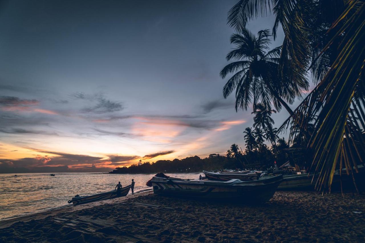 Surf & Yoga Arugam Bay Hotel Bagian luar foto